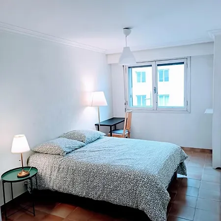 Le Rossini,spacieux 3 Pieces Au Coeur Du Centre D'antibes Apartament